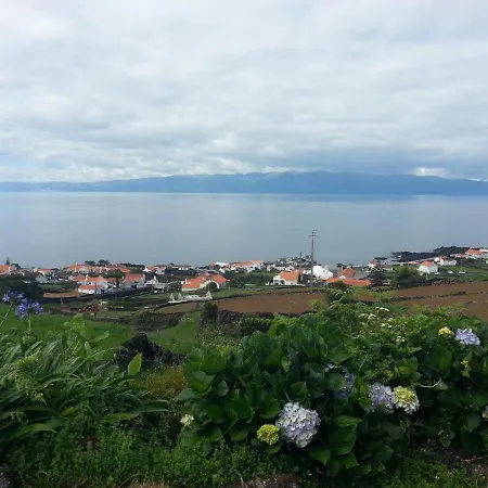 Casa Da Arquinha * Santo Amaro (Azores)